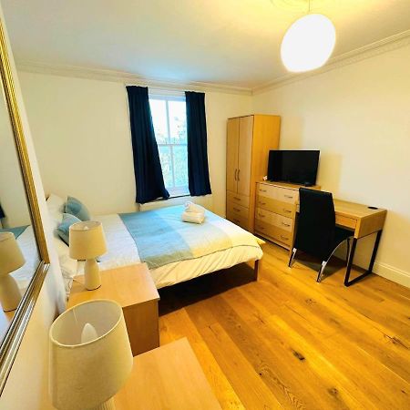 Cosy Home In Kensington - Great Location! 3 Minutes Walk To Earl'S Court Station Лондон Екстер'єр фото