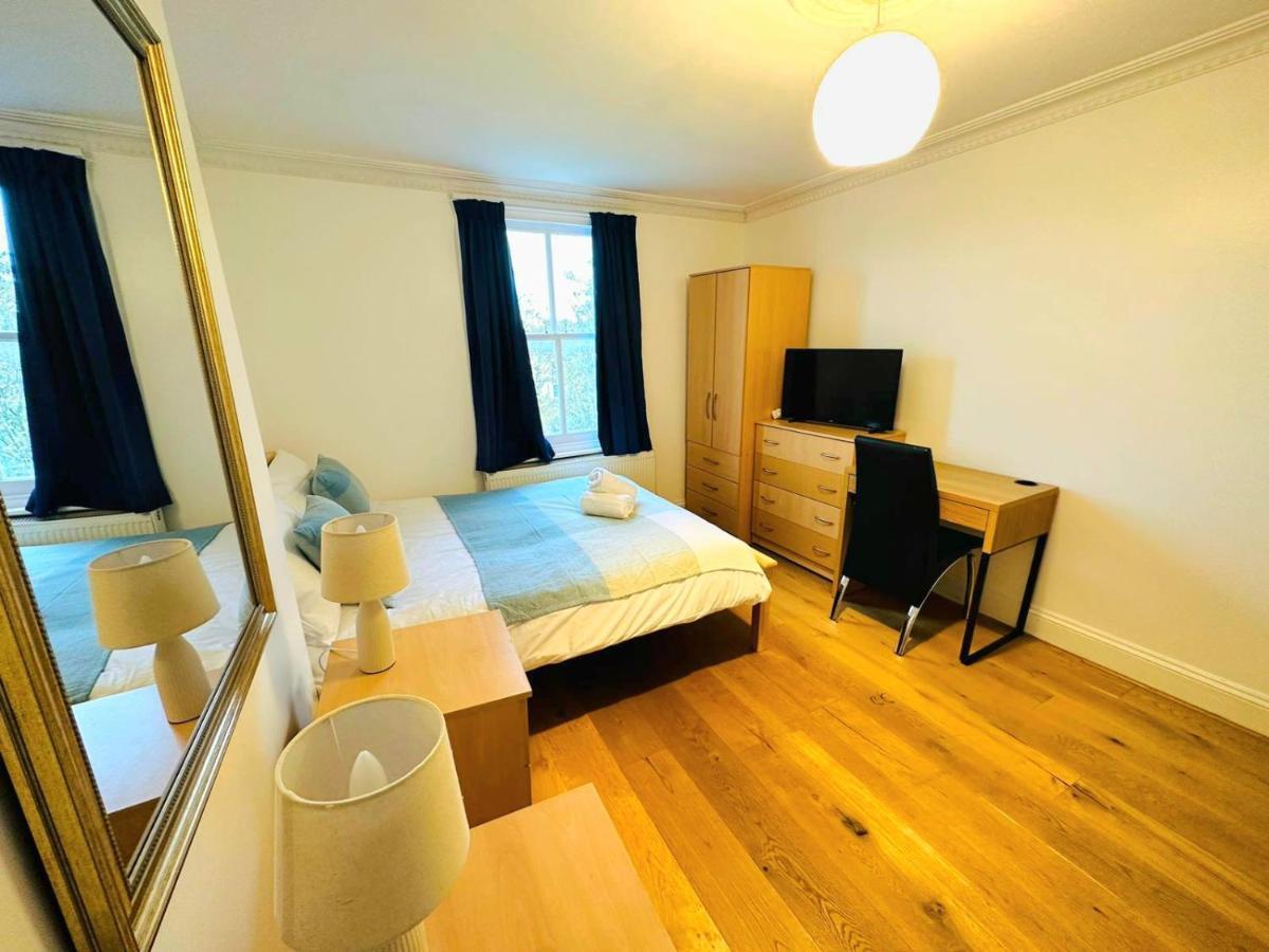 Cosy Home In Kensington - Great Location! 3 Minutes Walk To Earl'S Court Station Лондон Екстер'єр фото
