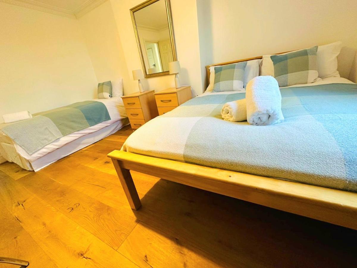 Cosy Home In Kensington - Great Location! 3 Minutes Walk To Earl'S Court Station Лондон Екстер'єр фото